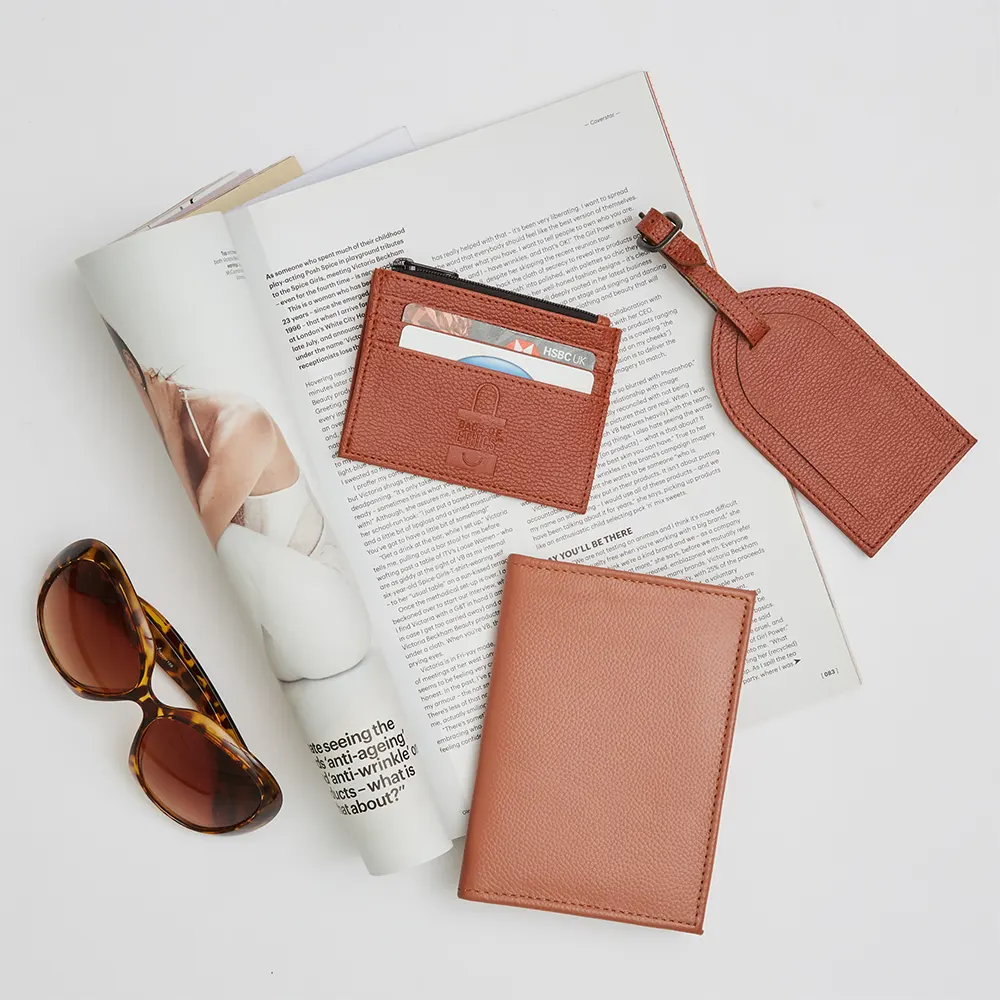 personalised-faux-leather-card-holder-with-zip personalised-faux-leather-card-holder-with-zip