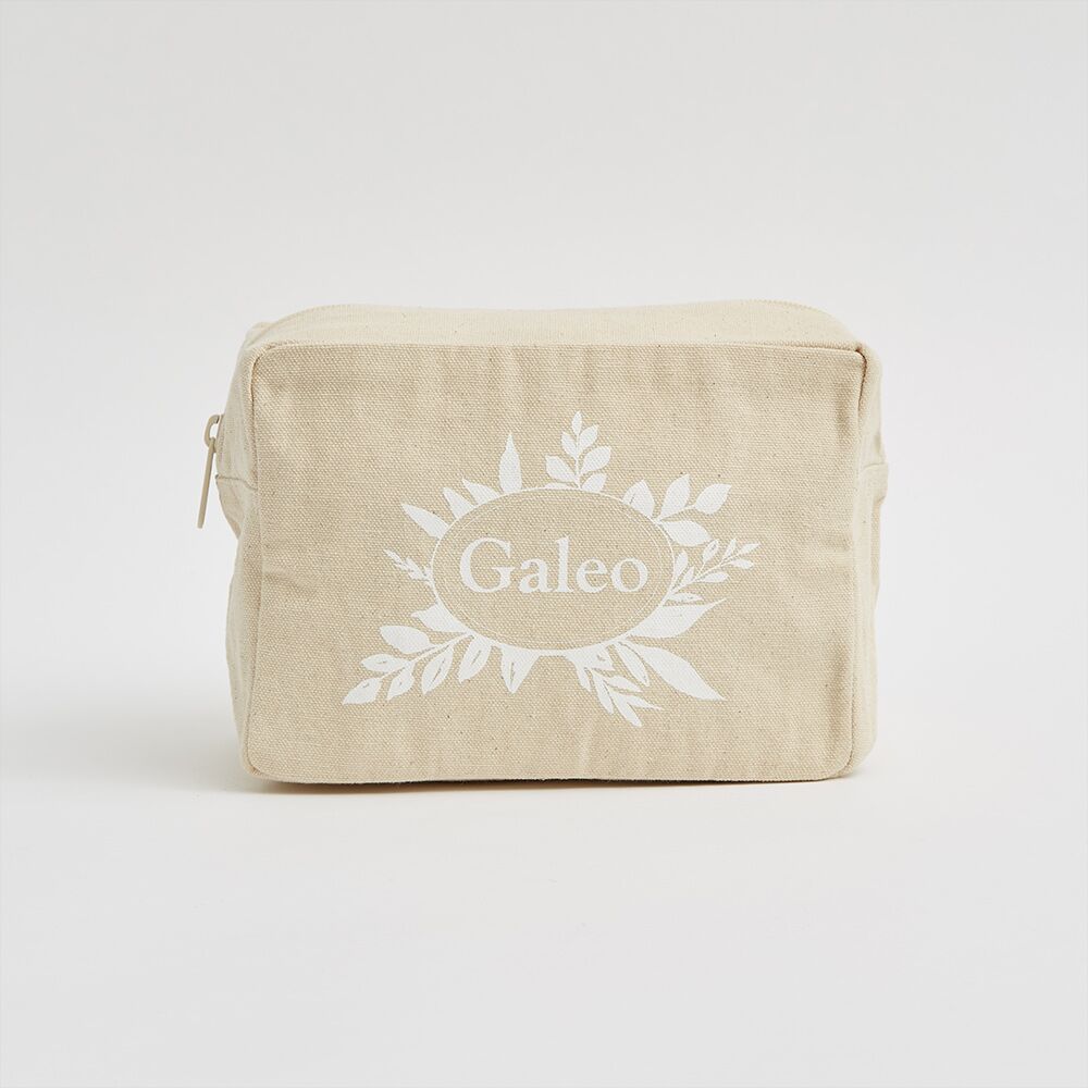 logo printed medium size square canvas wash bag logo printed medium size square canvas wash bag